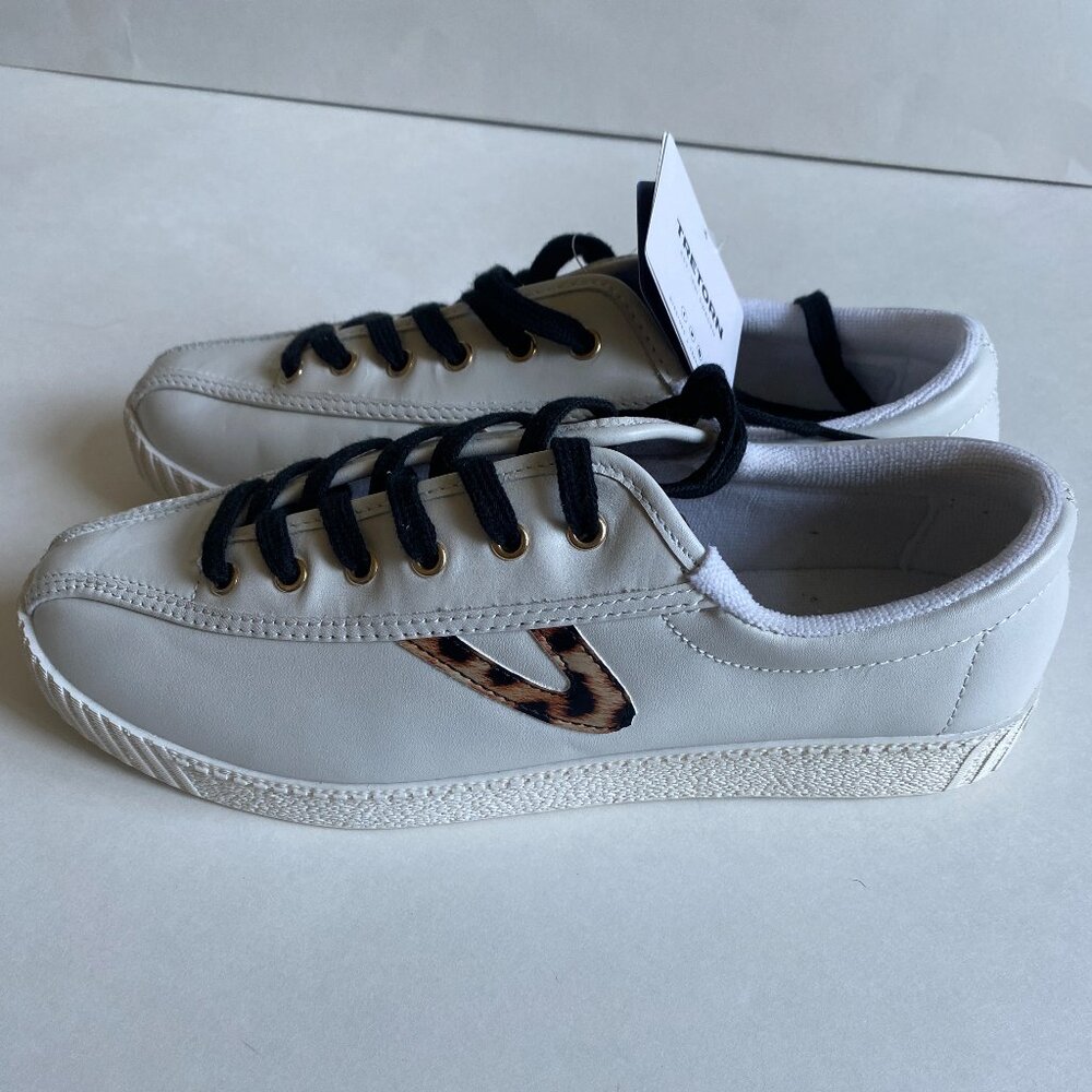 Womens Tretorn Eco Ortholite Nylite Plus Leather Sneakers White Cheetah 9.5